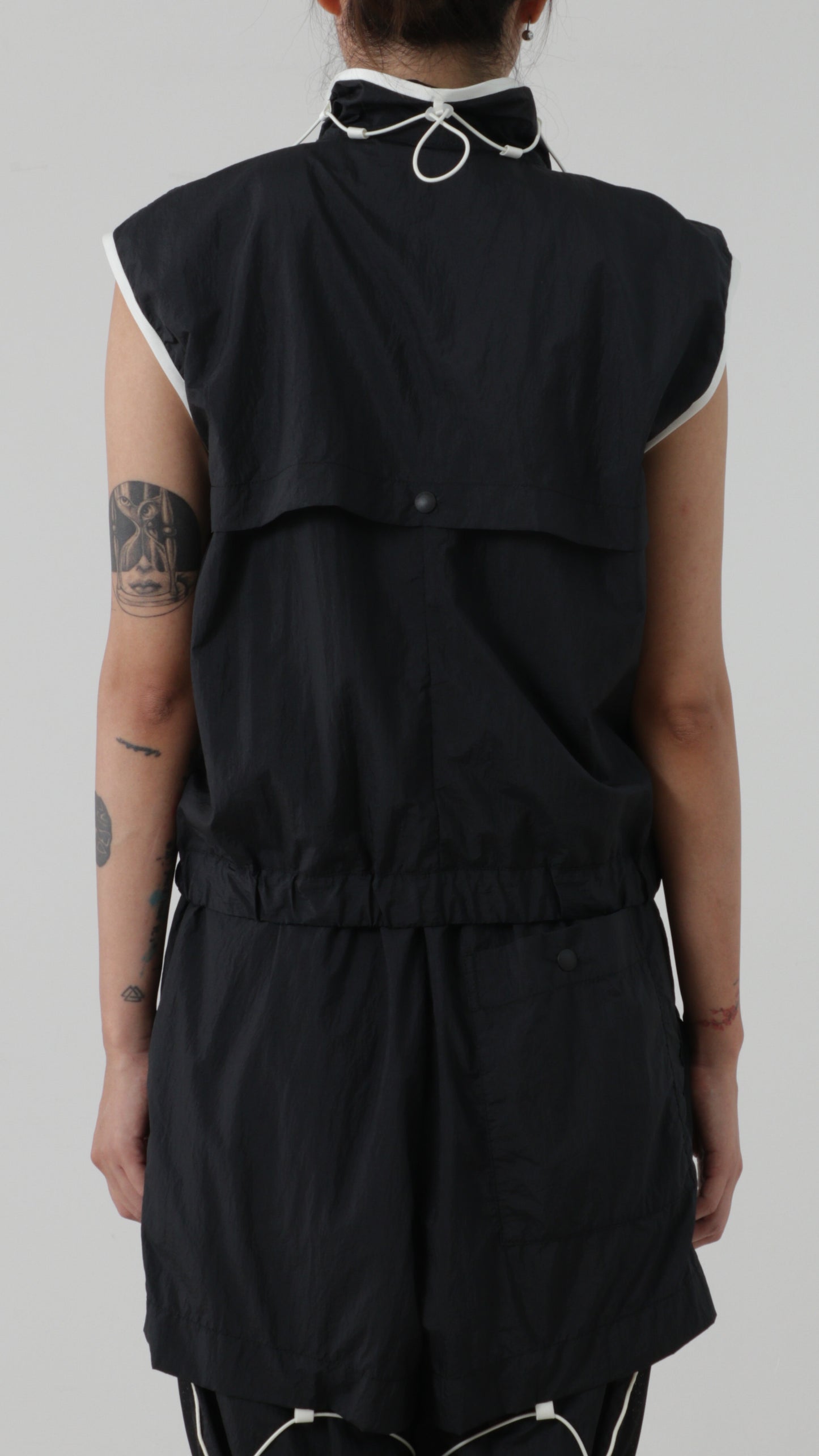 Draw-cord Vest