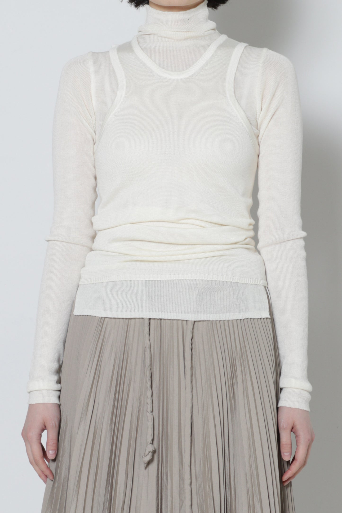 Vest Combo Rib Turtleneck