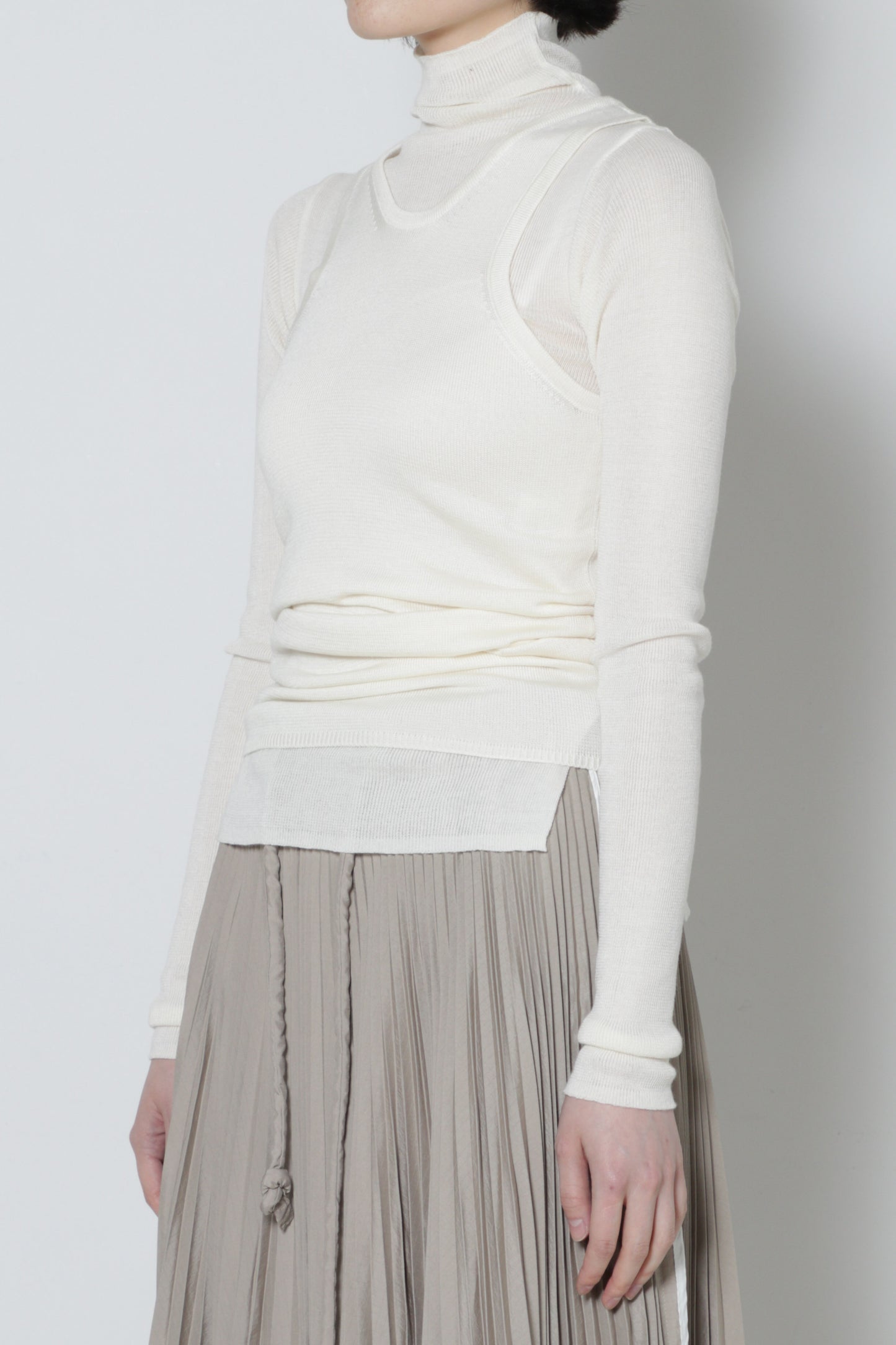 Vest Combo Rib Turtleneck